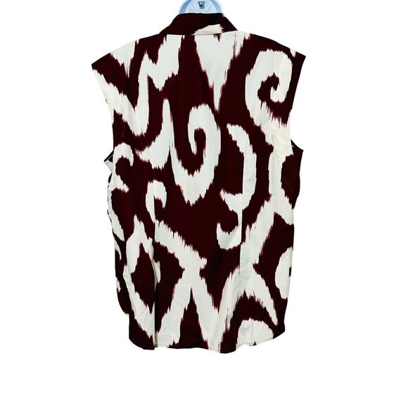 Printed Tapered Sleeveless Button Up Shirt - Picture 10 of 10